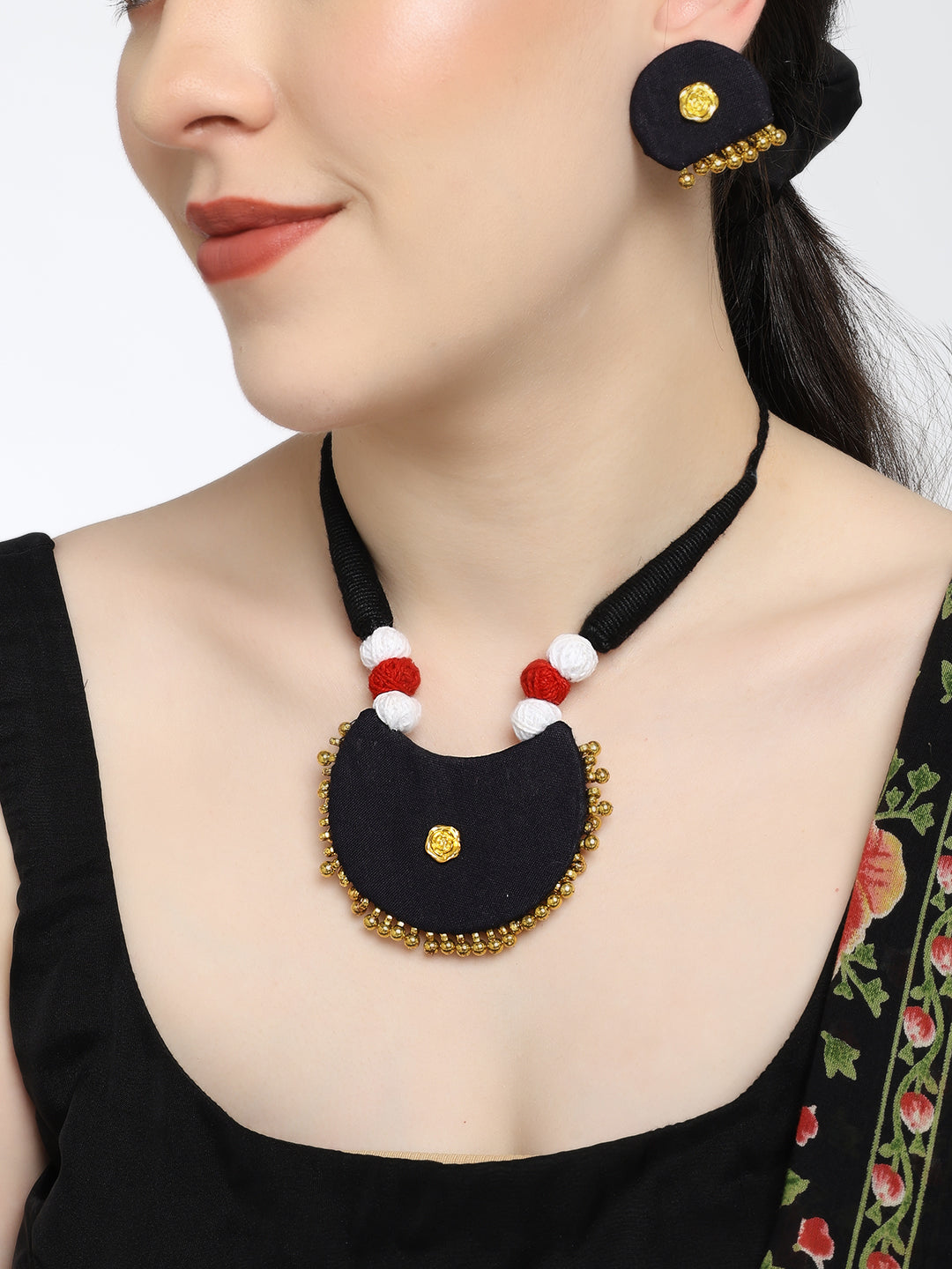 Blackbloom: Black & Gold Handmade Necklace & Earrings